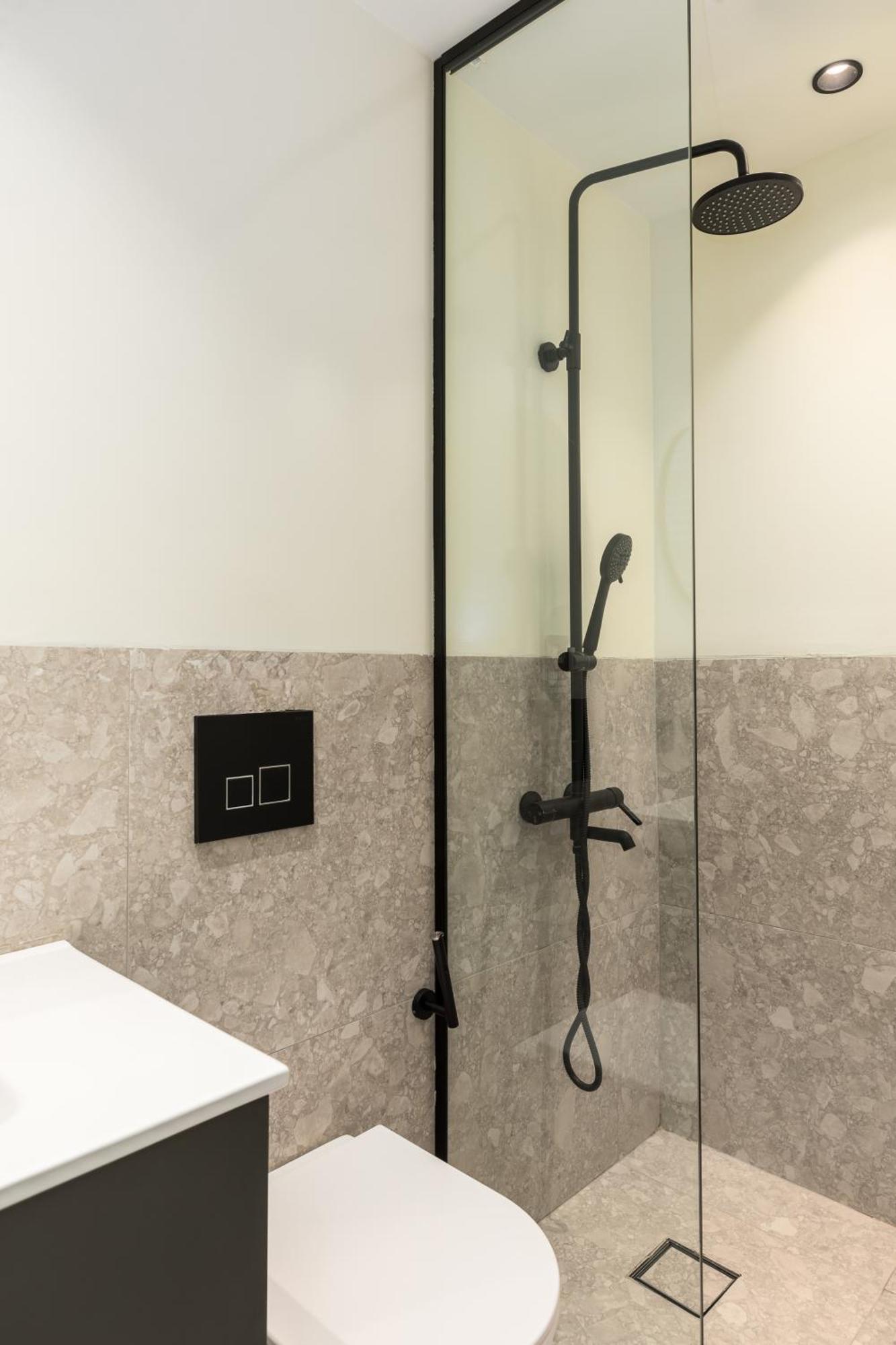 Celine By Halu!, Spacious Apartments Next To Business Hub Thessaloniki Exterior foto